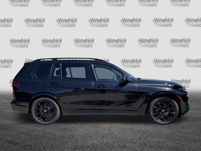 2026 BMW X7 xDrive40i Image 5 of 37