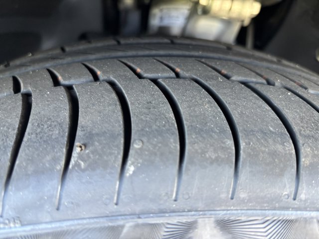 2026 BMW X7 xDrive40i Image 12 of 37