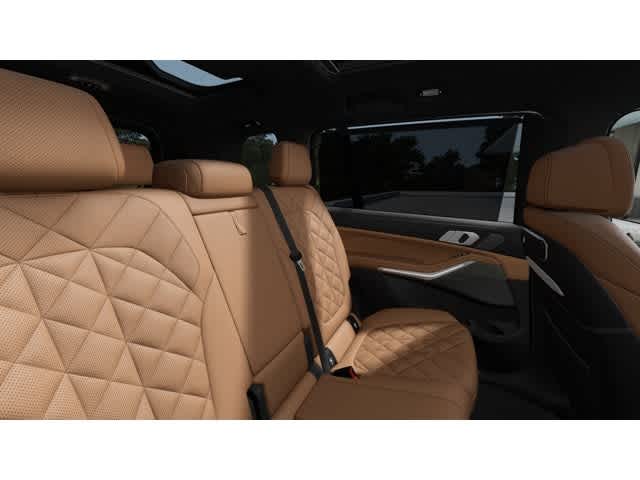 2026 BMW X7 xDrive40i Image 8 of 12