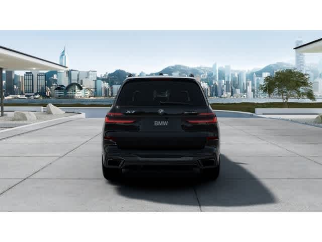 2026 BMW X7 xDrive40i Image 4 of 12