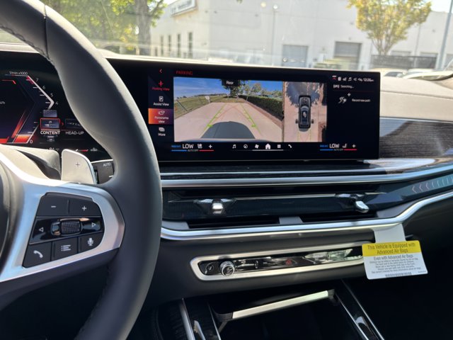 2026 BMW X7 xDrive40i Image 26 of 37