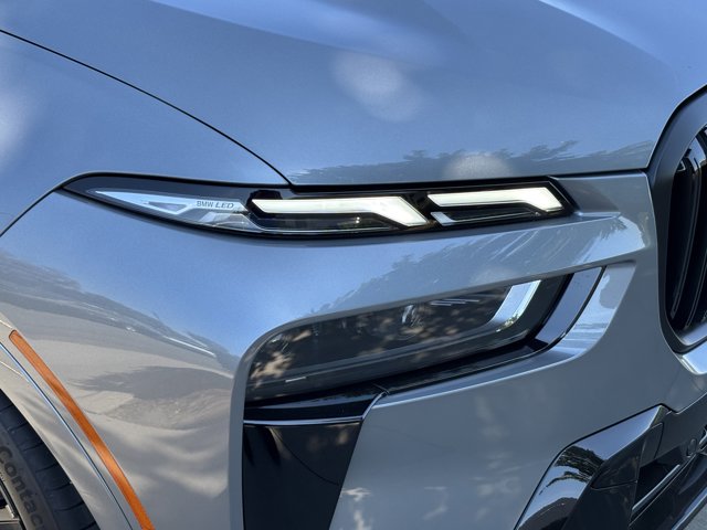 2026 BMW X7 xDrive40i Image 34 of 37