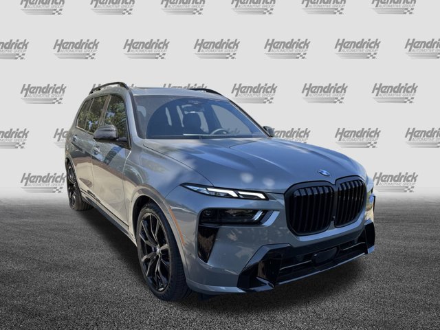 2026 BMW X7 xDrive40i Image 4 of 37
