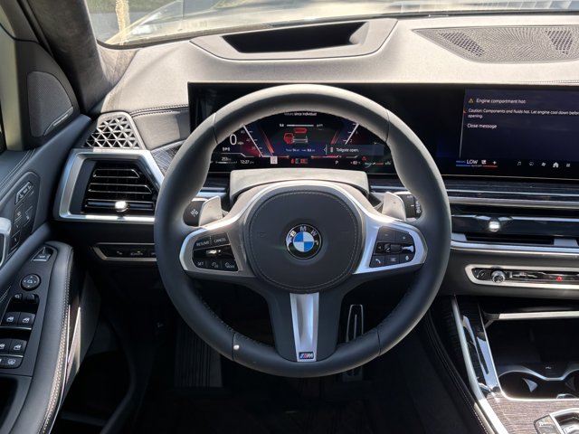 2026 BMW X7 xDrive40i Image 19 of 37