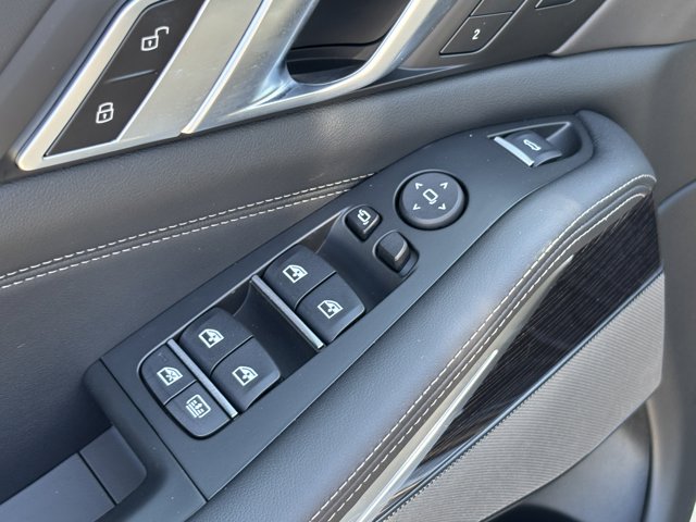 2026 BMW X7 xDrive40i Image 36 of 37