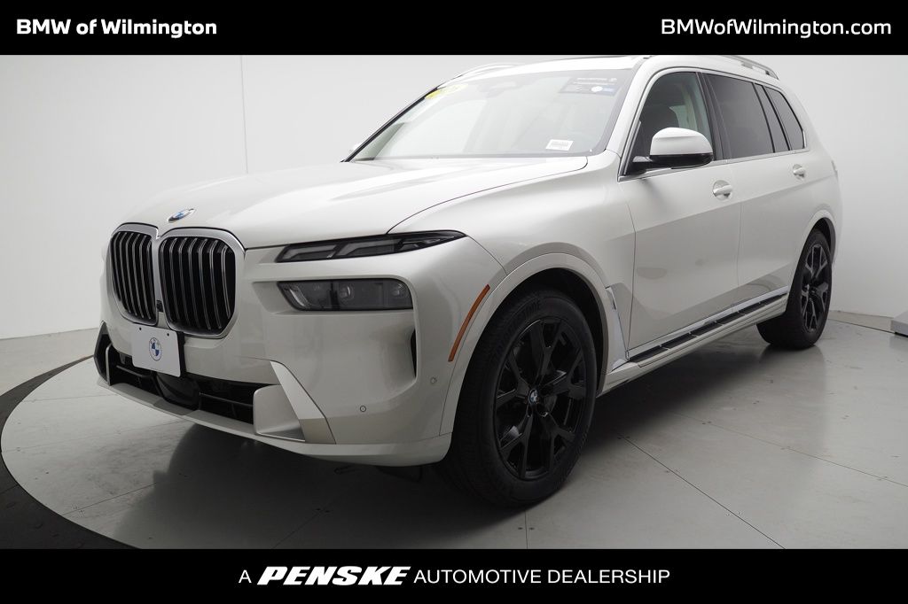 2026 BMW X7 xDrive40i Image 1 of 23
