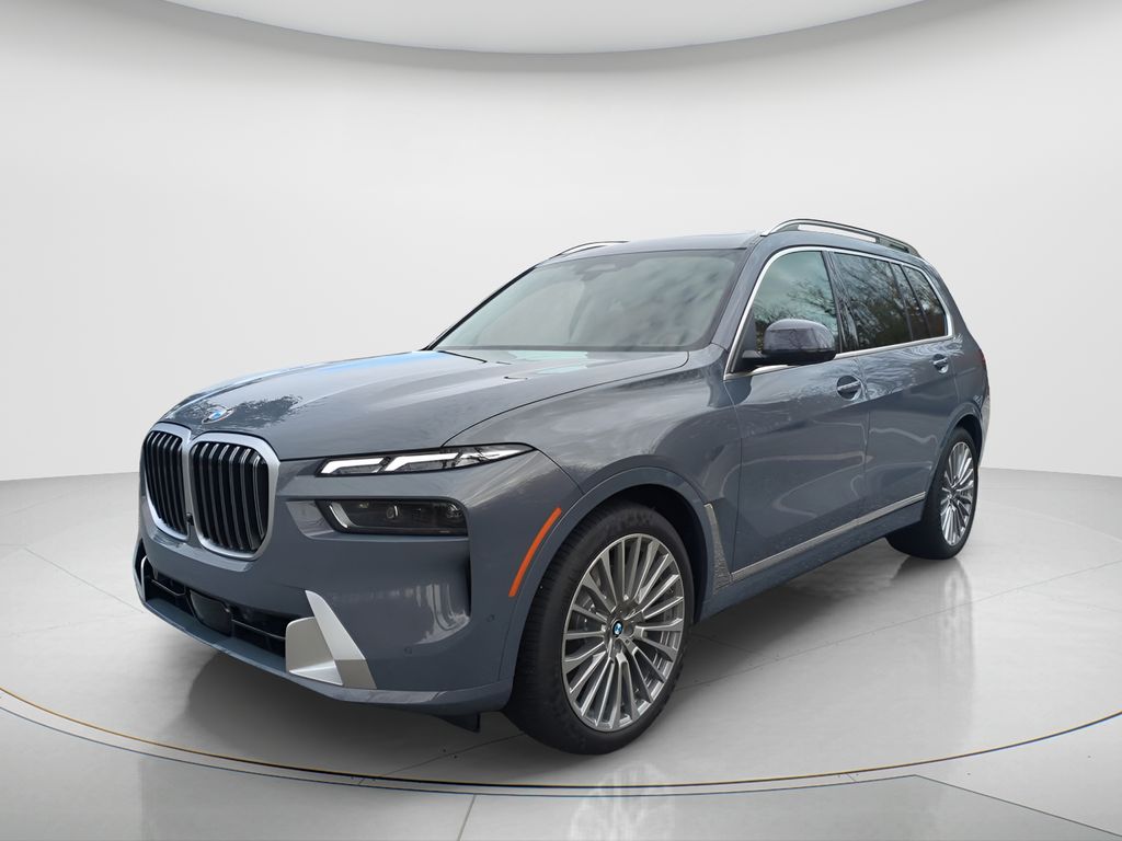 2026 BMW X7 xDrive40i Image 1 of 31