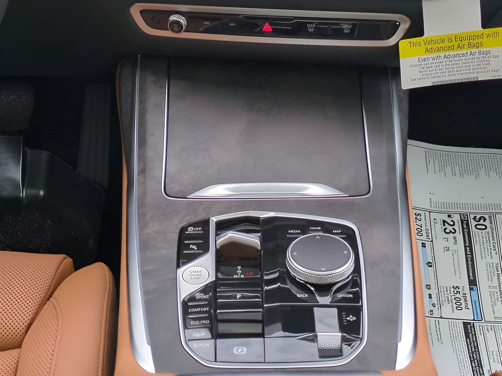 2026 BMW X7 xDrive40i Image 28 of 31
