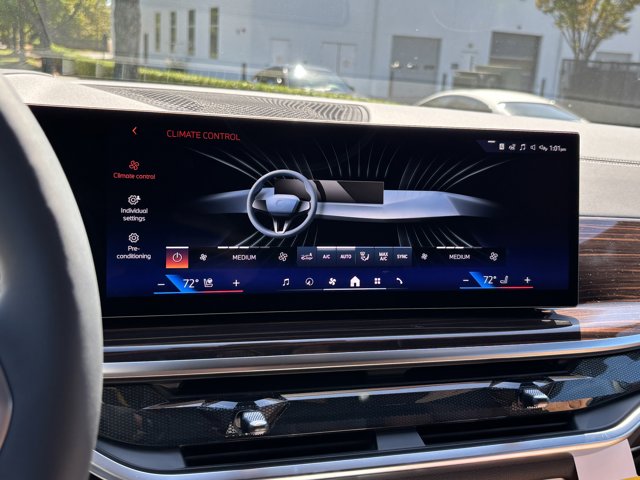 2026 BMW X7 xDrive40i Image 26 of 37