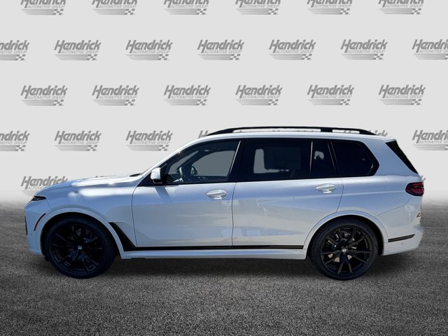 2026 BMW X7 xDrive40i Image 9 of 37