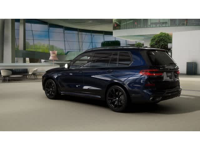 2026 BMW X7 xDrive40i Image 5 of 14