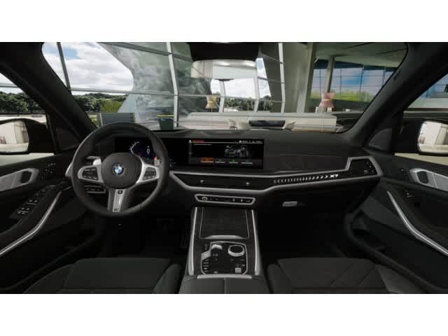 2026 BMW X7 xDrive40i Image 11 of 14