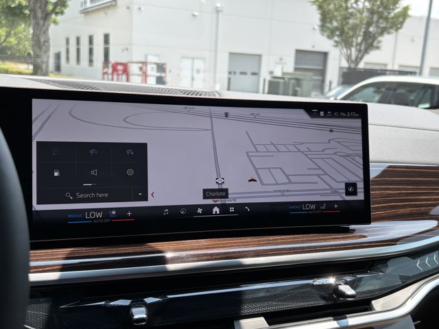 2026 BMW X7 xDrive40i Image 25 of 37