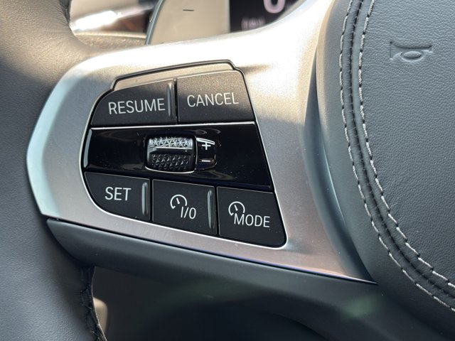 2026 BMW X7 xDrive40i Image 36 of 37