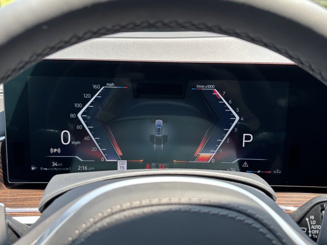 2026 BMW X7 xDrive40i Image 20 of 37