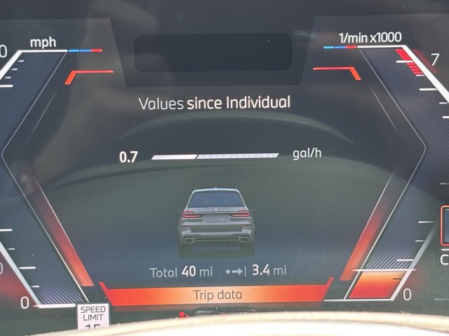 2026 BMW X7 xDrive40i Image 21 of 37