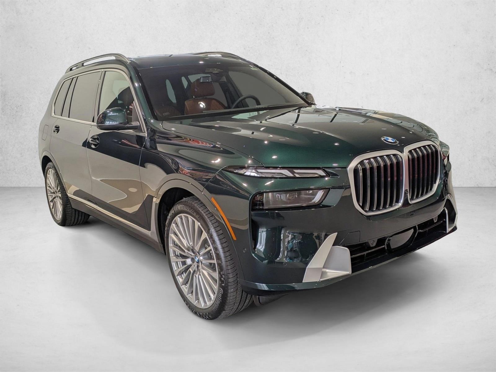 2026 BMW X7 xDrive40i Image 3 of 19