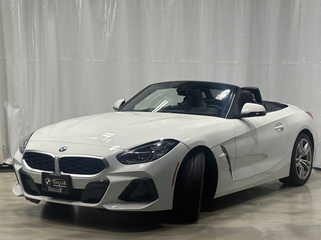 2026 BMW Z4 sDrive30i Image 1 of 24