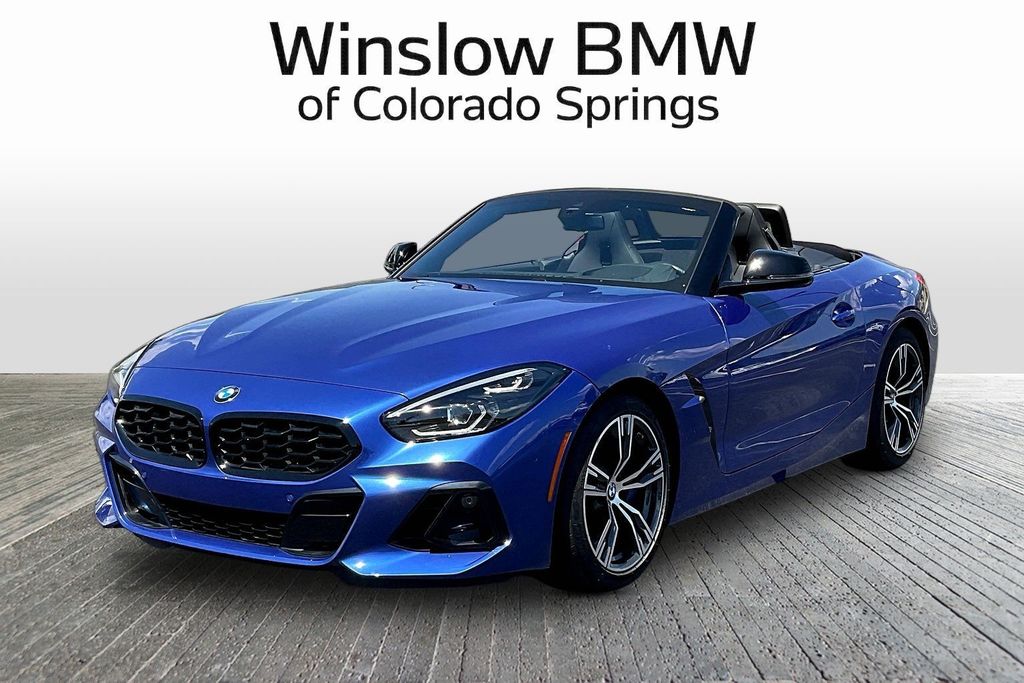2026 BMW Z4 M40i Image 1 of 30