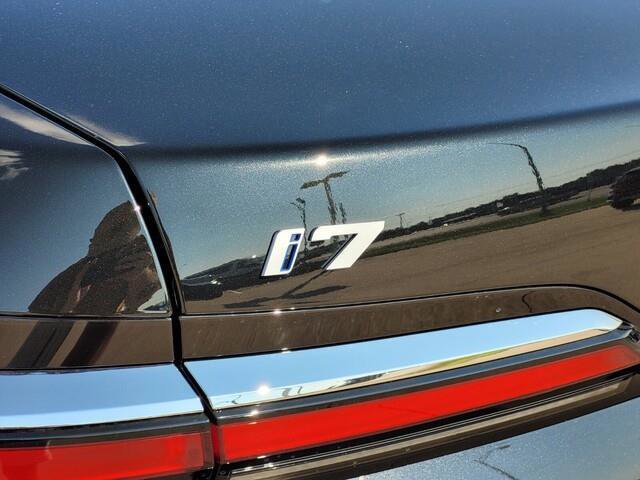 2026 BMW i7 eDrive50 Image 38 of 38