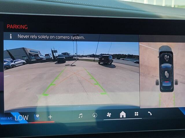 2026 BMW i7 eDrive50 Image 20 of 38