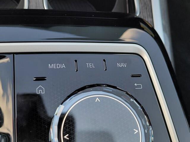 2026 BMW i7 eDrive50 Image 30 of 38