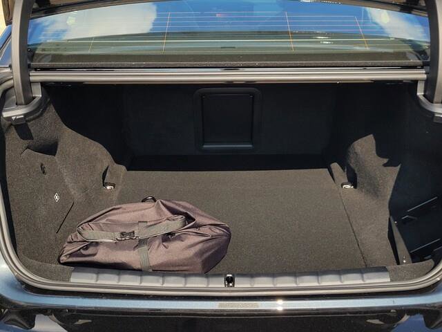 2026 BMW i7 eDrive50 Image 9 of 38