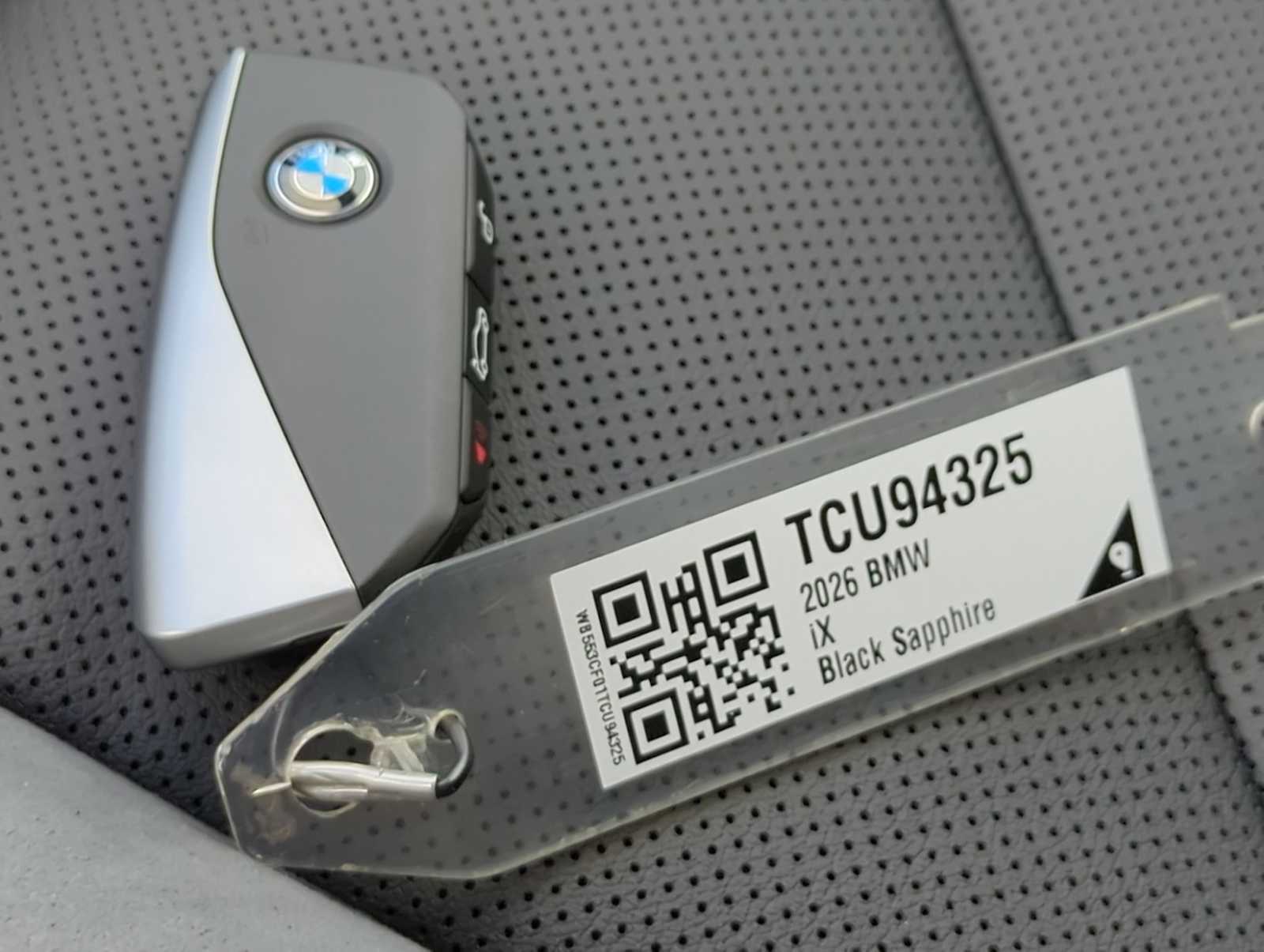 2026 BMW iX xDrive60 Image 24 of 36