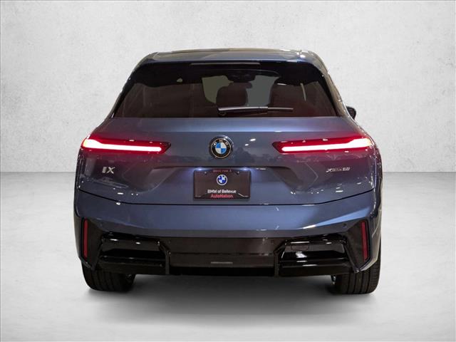 2026 BMW iX xDrive60 Image 5 of 18