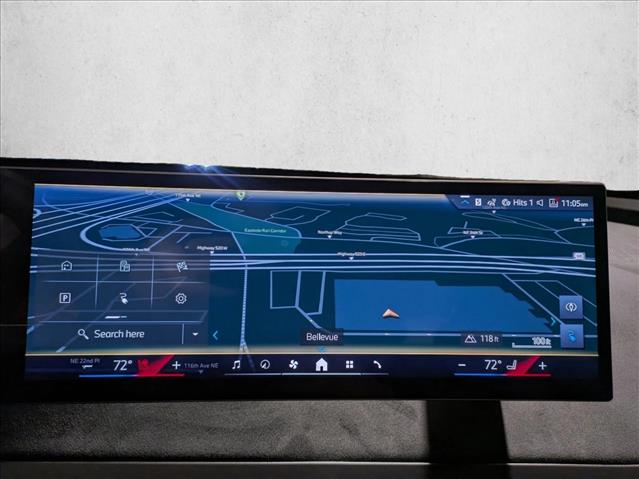 2026 BMW iX xDrive60 Image 15 of 18