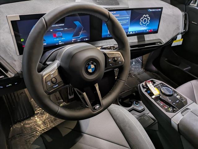 2026 BMW iX xDrive60 Image 12 of 18
