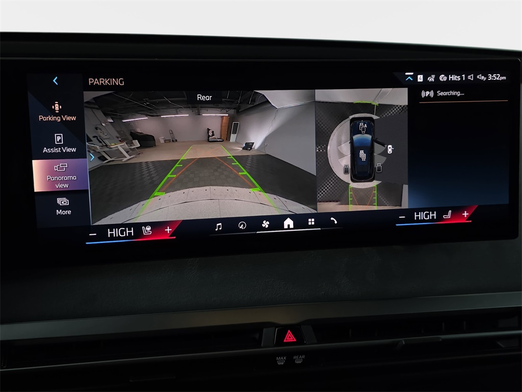 2026 BMW iX xDrive60 Image 20 of 31