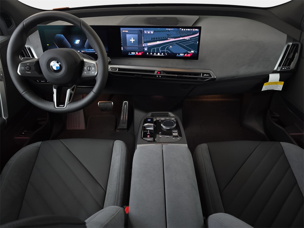 2026 BMW iX xDrive60 Image 16 of 31