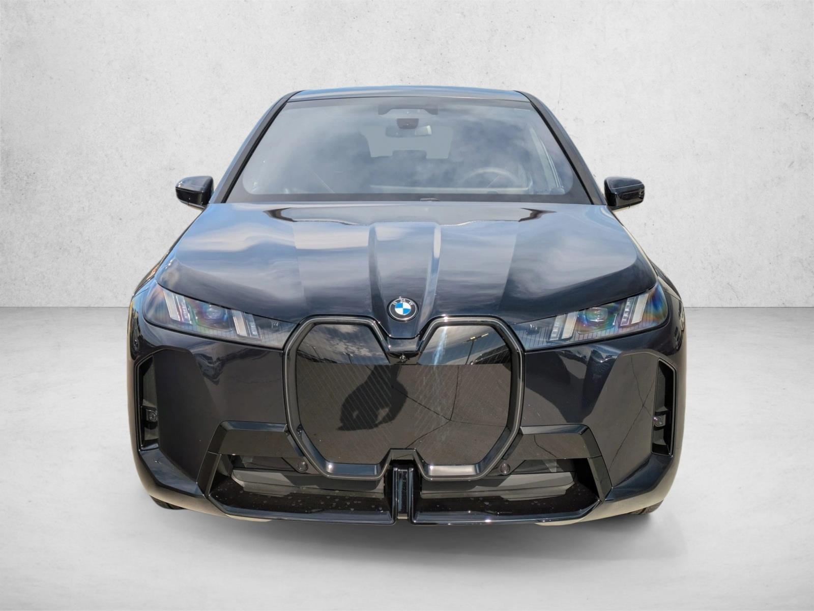 2026 BMW iX xDrive60 Image 2 of 19