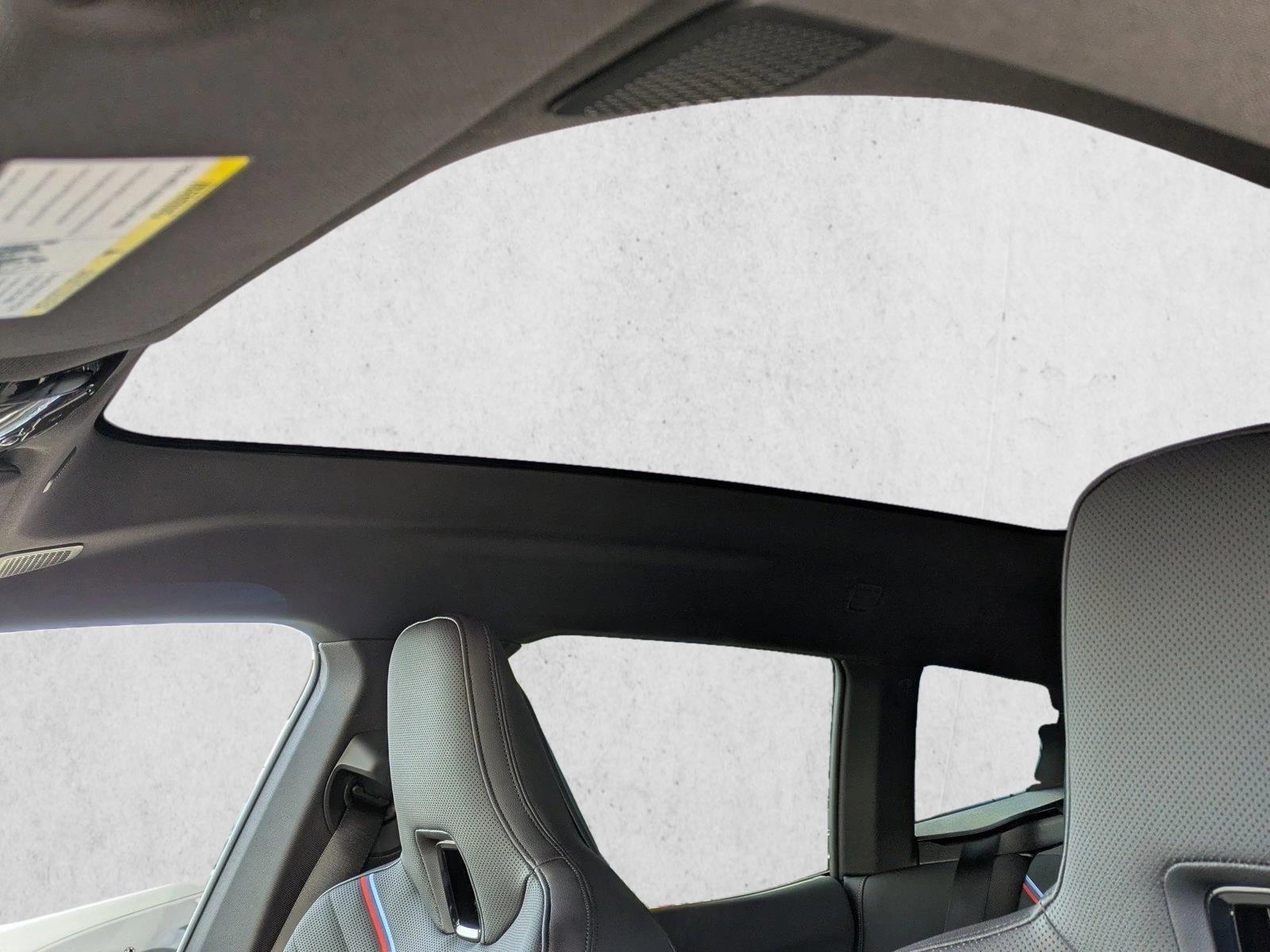 2026 BMW iX xDrive60 Image 14 of 19