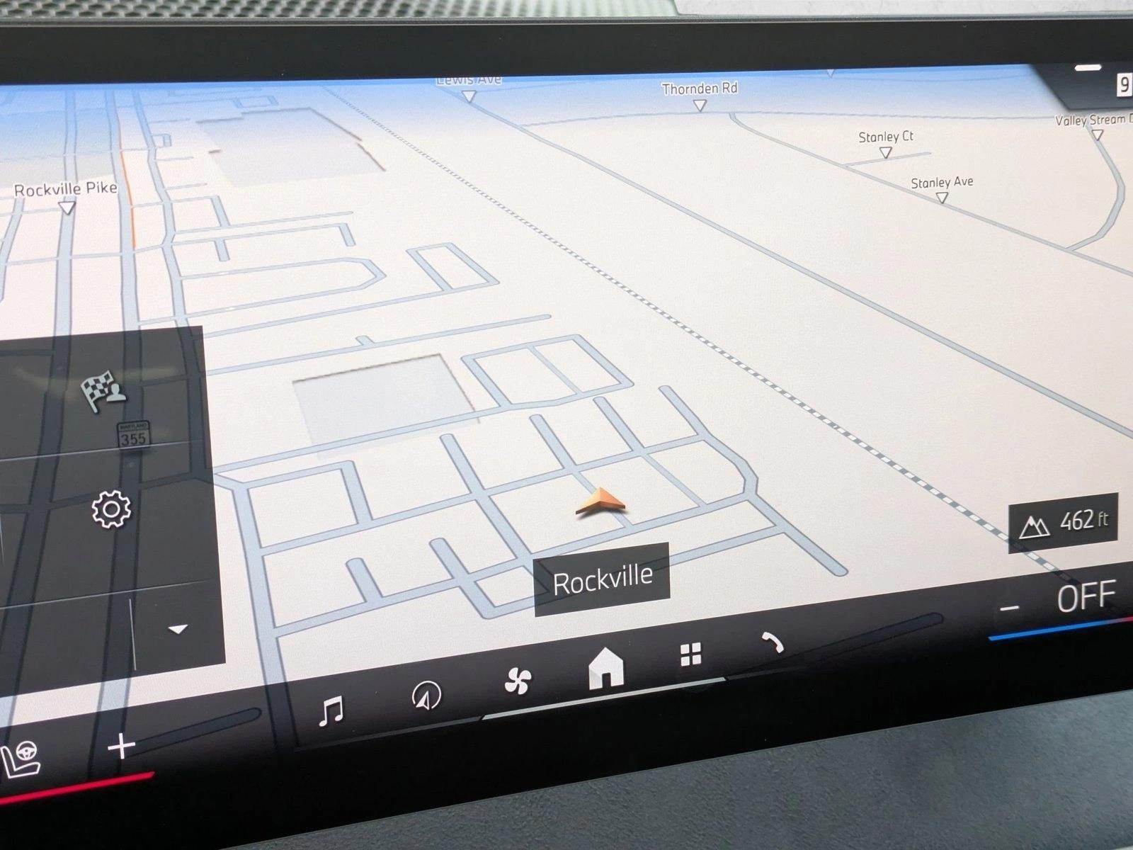 2026 BMW iX xDrive60 Image 15 of 19