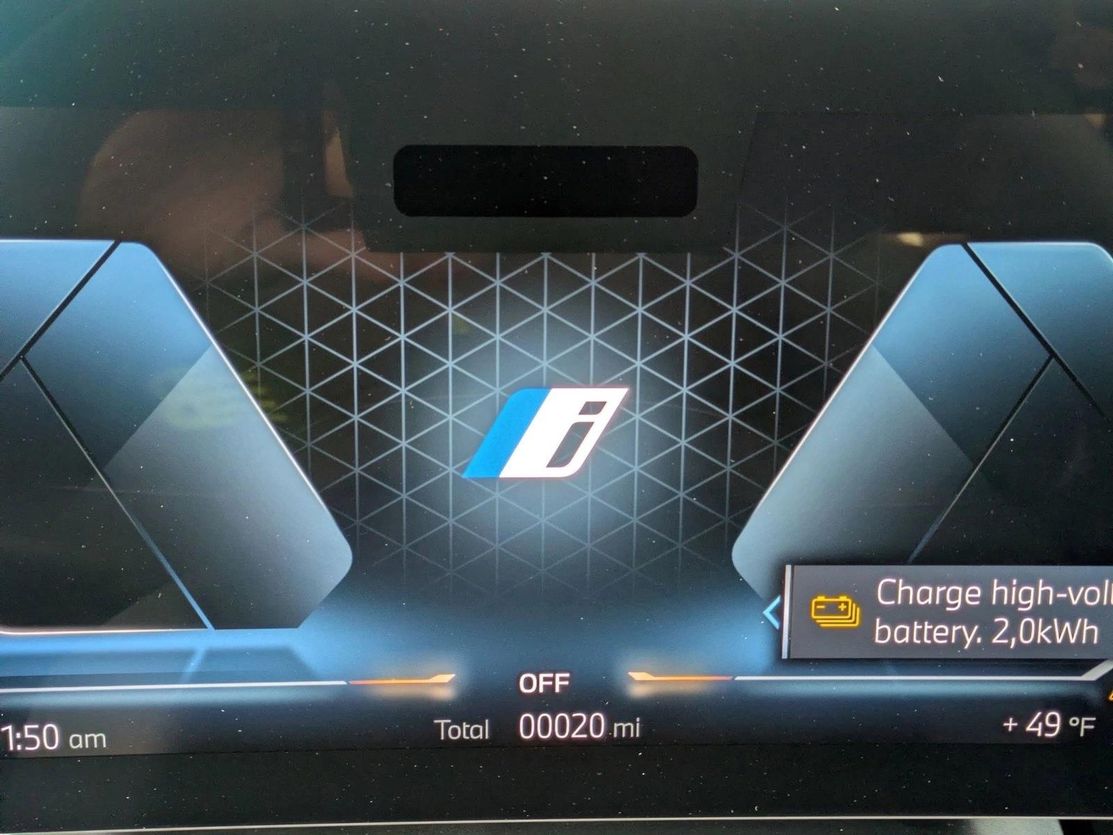 2026 BMW iX xDrive60 Image 17 of 19