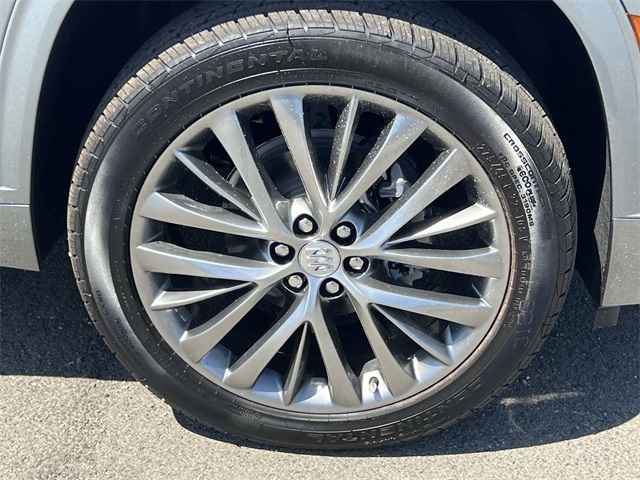 2026 Buick Enclave Avenir Image 9 of 35