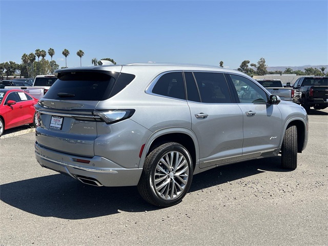 2026 Buick Enclave Avenir Image 5 of 35