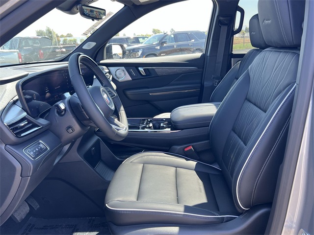 2026 Buick Enclave Avenir Image 14 of 35