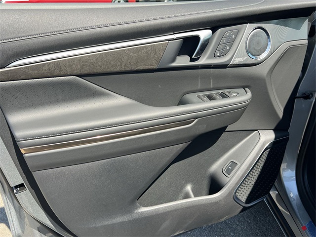 2026 Buick Enclave Avenir Image 26 of 35