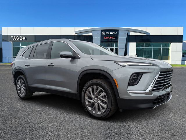 2026 Buick Enclave Preferred Image 2 of 37
