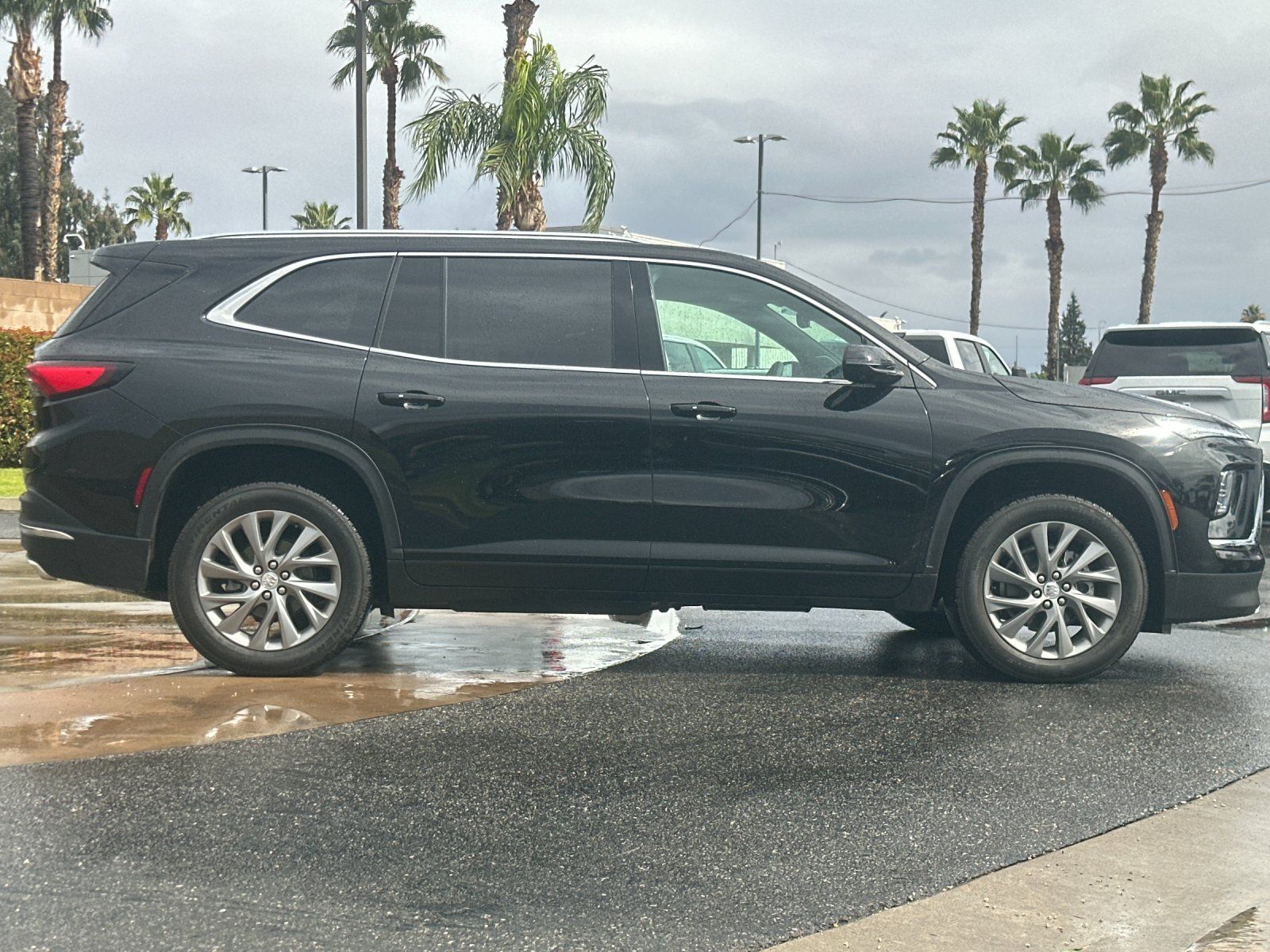 2026 Buick Enclave Preferred Image 5 of 29