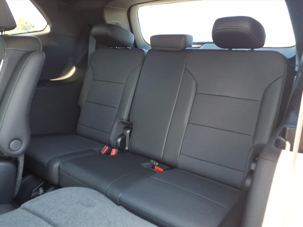 2026 Buick Enclave Preferred Image 5 of 16