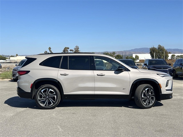 2026 Buick Enclave Sport Touring Image 4 of 34