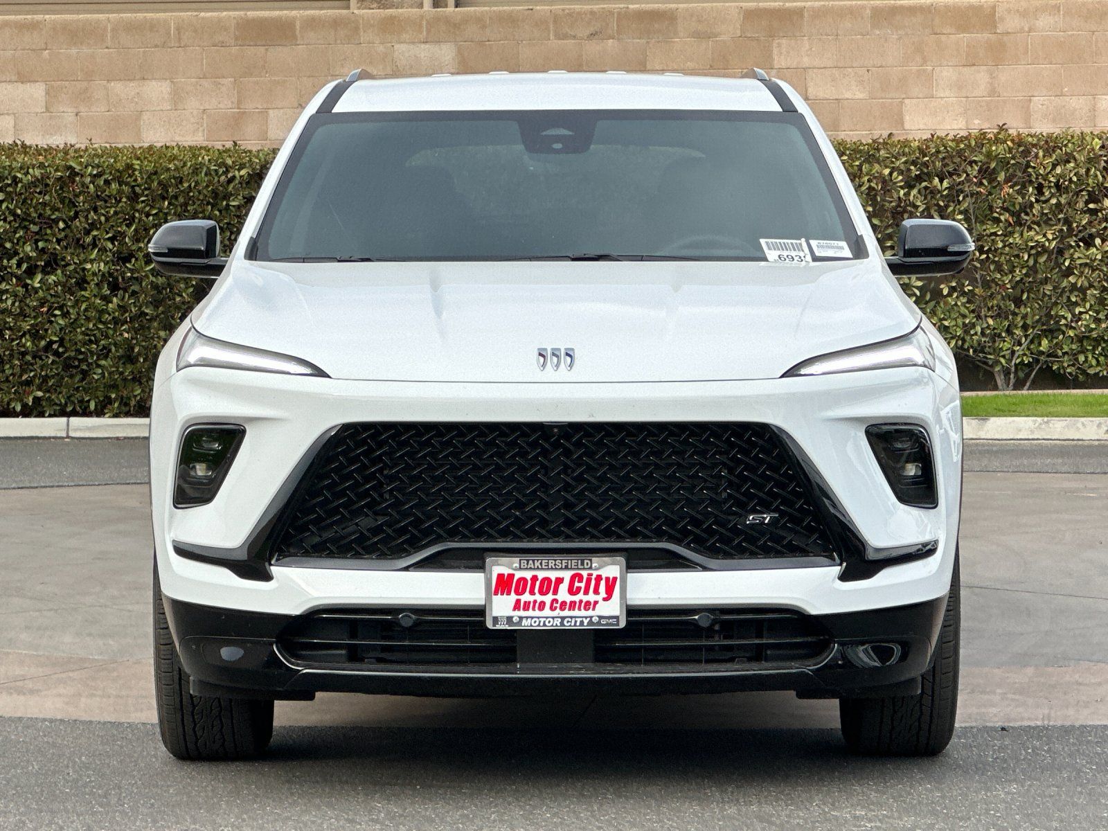 2026 Buick Enclave Sport Touring Image 2 of 29