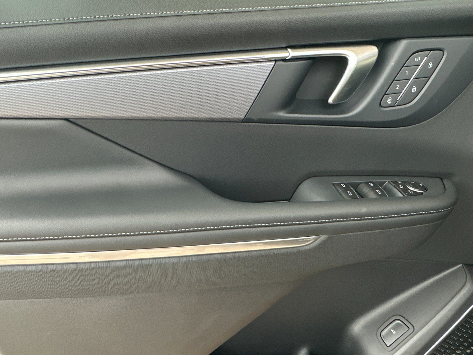 2026 Buick Enclave Sport Touring Image 21 of 29