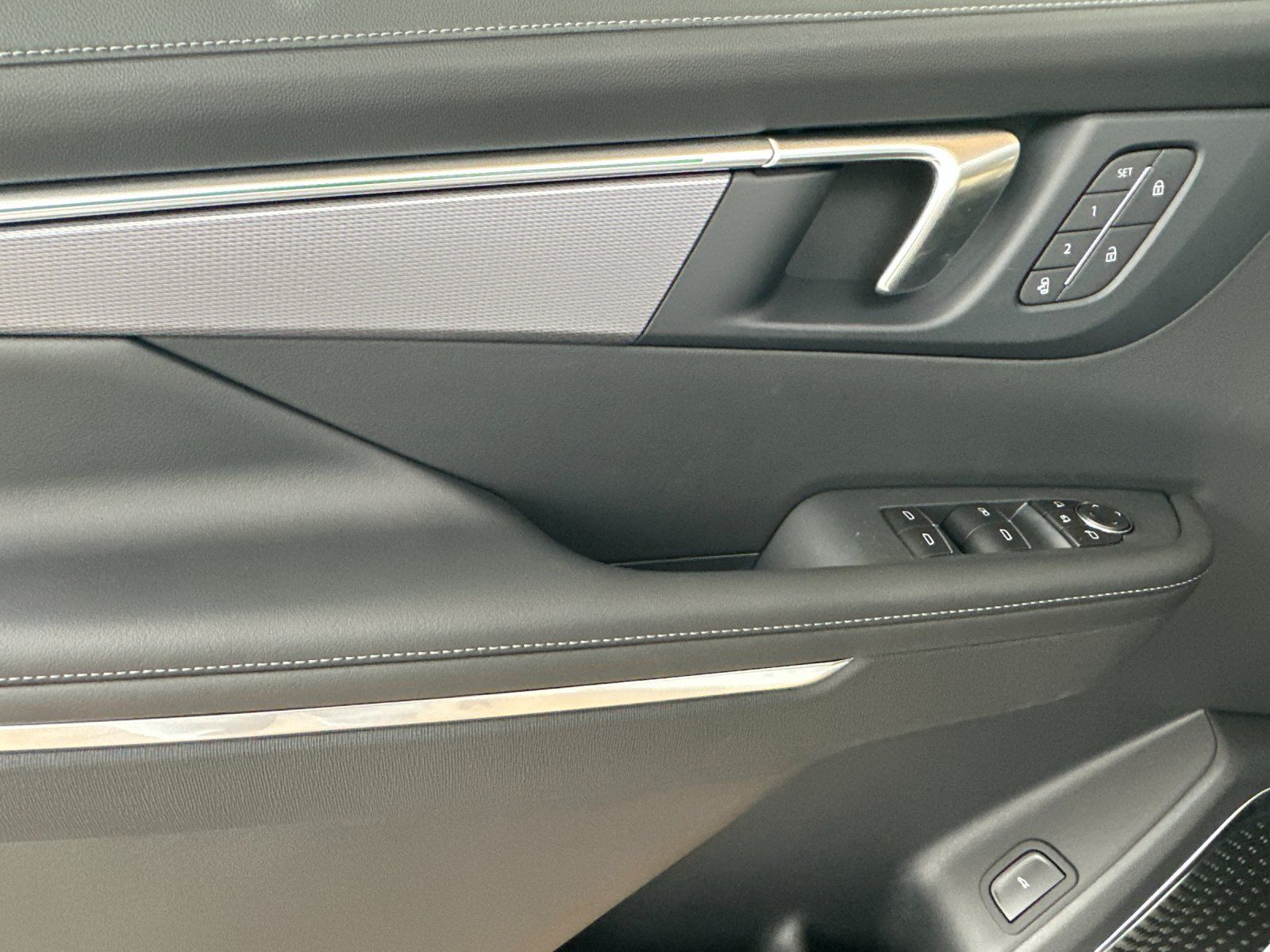 2026 Buick Enclave Sport Touring Image 22 of 29