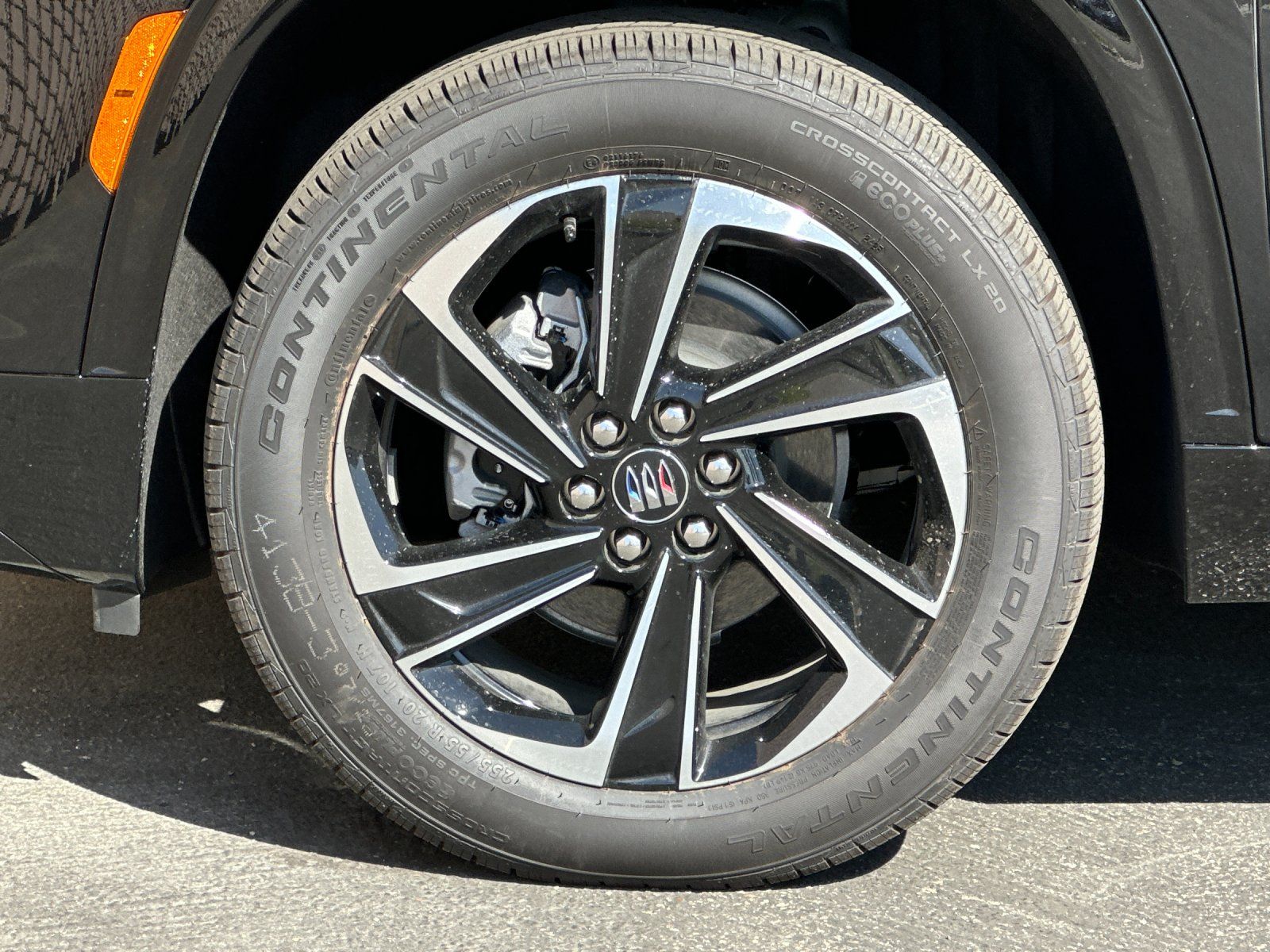 2026 Buick Enclave Sport Touring Image 10 of 29