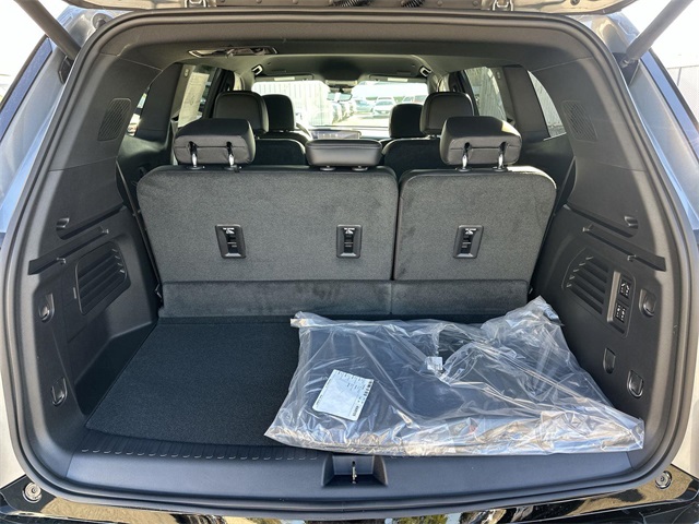 2026 Buick Enclave Sport Touring Image 8 of 30